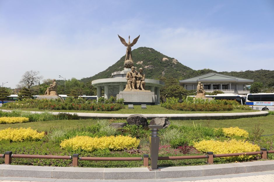 War Memorial Controversy