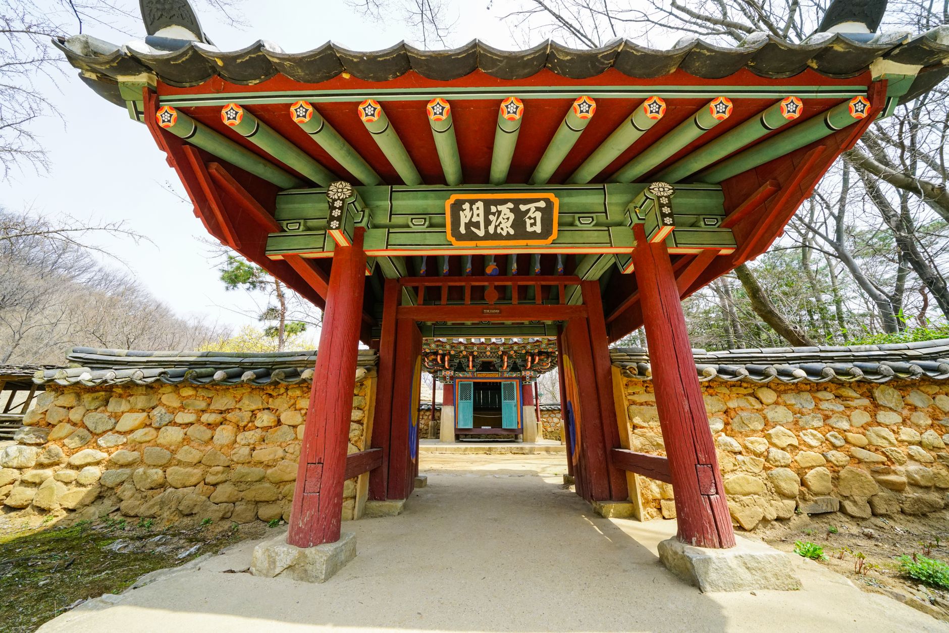 テンプルステイで癒やしの旅！ソウル近郊のおすすめ寺院3選